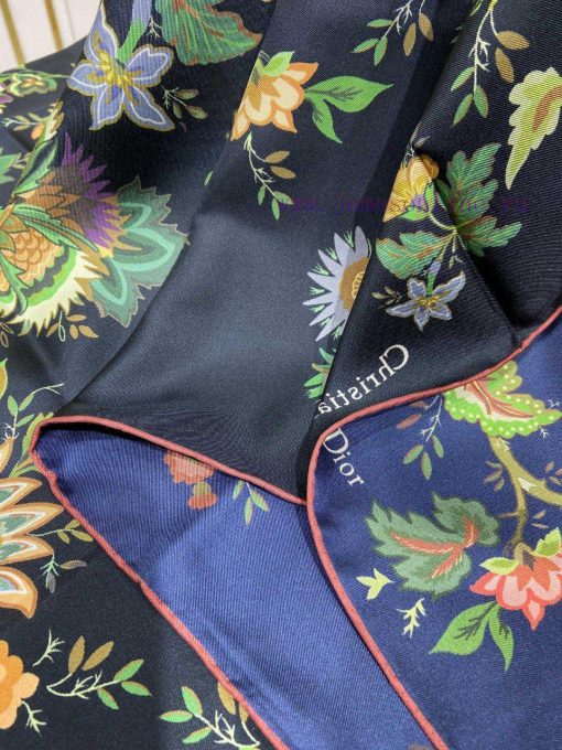 High end customized Dior double-sided two-color silk square scarf is recommended for VIP cus7udxocio - Image 11