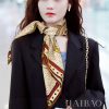 Synchronized with the latest FF flagship bag printed 90 silk square scarf, which is very eas6jafge7i
