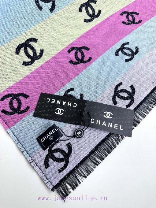 The most beautiful scarf of chenel24c has a softer feel than imagined. Both sides are excellsoirase5 - Image 10