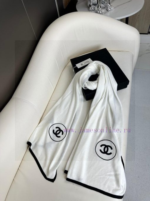 Chanel thin velvet long scarf, Wu Xin Gulina Zha's must-have wardrobe storage item. This is 41gw085u - Image 5