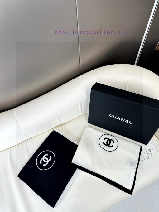 Chanel thin velvet long scarf, Wu Xin Gulina Zha's must-have wardrobe storage item. This is 41gw085u - Image 10