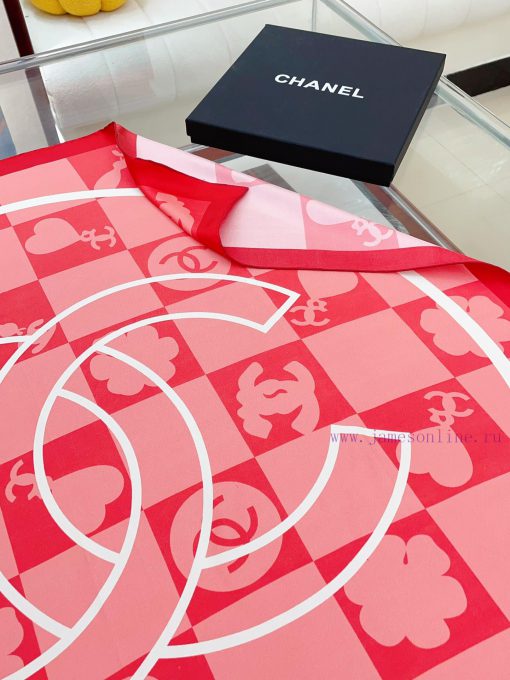 The new Chanel LOGO element 90 silk small square scarf is recommended by VIPs. You must staru2fk3zy0 - Image 6