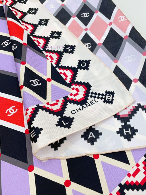 The new Chanel diamond patterned 90 silk square scarf is highly recommended by VIPs and mustxo2rpfzb - Image 7