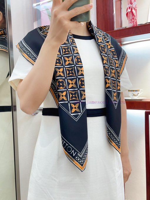 LV fashionable color matching old flowers, foreign fashion, high class simplicity and fashiokx7h1xoj