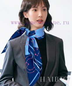 The new Chanel constellation logo 90 silk square scarf is highly recommended by VIPs. You mubf8wv2fg