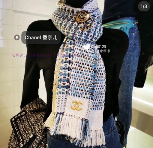 Chanel Knitwear is a very everyday item, not versatile but still classic... Consistent raw me500bxoy - Image 2