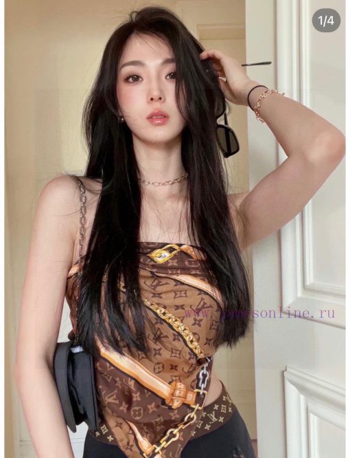Lv... Chain Flower Lv2023 on sale, 90 * 9016 mm top-level silk square scarf... 2 colors in subq0o0yj - Image 2