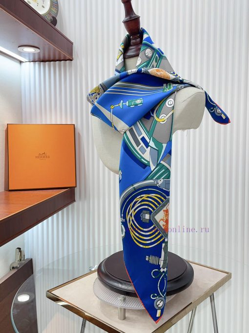 HERMES's new silk scarf looks great and is highly recommended for the Huafu Festival. It fea0gs5v5sa - Image 9