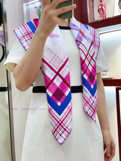 CHANEL striped grid striped color matching, very three-dimensional, as casual as a goddess, n5u0k73m - Image 2