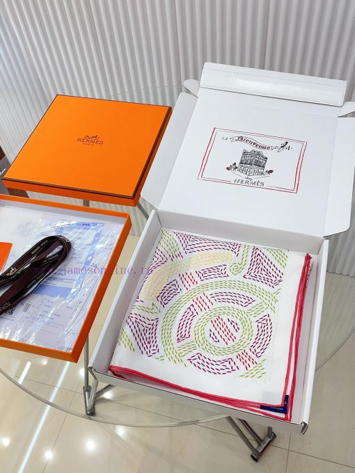 The new silk products are said to look good and are recommended to have a logo inspired 90 sr3lp2y4t - Image 4