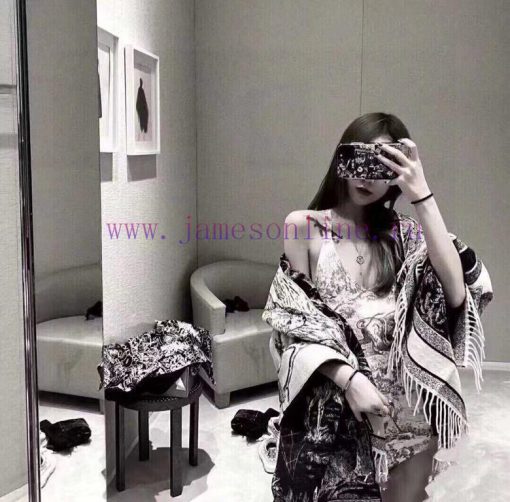 This CD is a versatile scarf, shawl, and blanket. It is a super stunning 100% fidelity CD thaqqpctb4