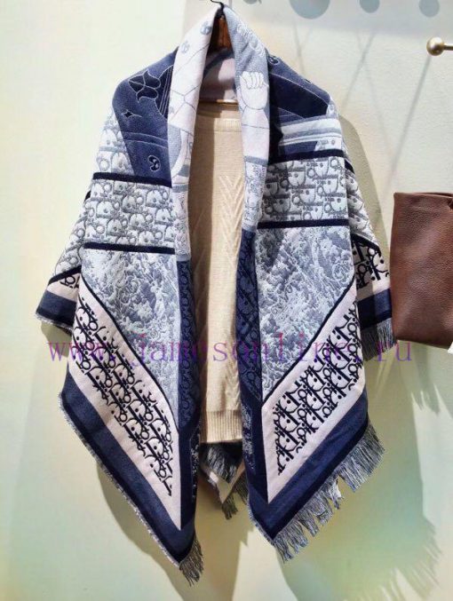 This shawl is a collaboration between Dior and artist Kenny Scharf, crafted from blue and piz9ovc298 - Image 4