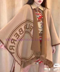 The most impressive original item in BURBERRY's history, a classic among classic cloaks Cust3od6vs5t