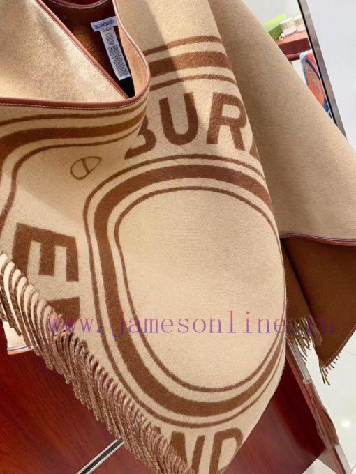 The most impressive original item in BURBERRY's history, a classic among classic cloaks Cust3od6vs5t - Image 5