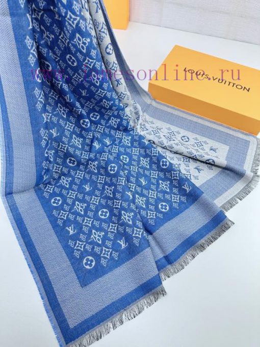 Lv style. Made of a blend of wool and silk fabric, the texture is very soft and lightweight.4xi4c5kp - Image 9