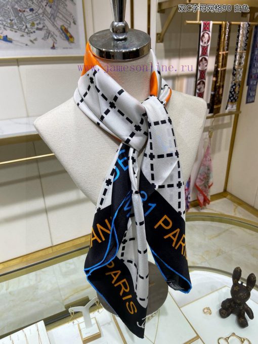 The new Chanel double C-letter grid 90 silk square scarf is recommended for VIP customers. Yfonlob0b - Image 6