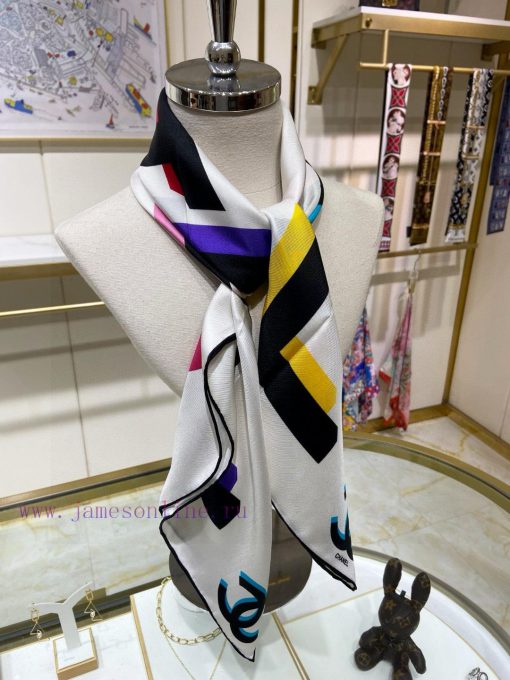 The new Chanel single-sided silk square scarf is highly recommended by VIPs and must be purca6x93nyj - Image 6