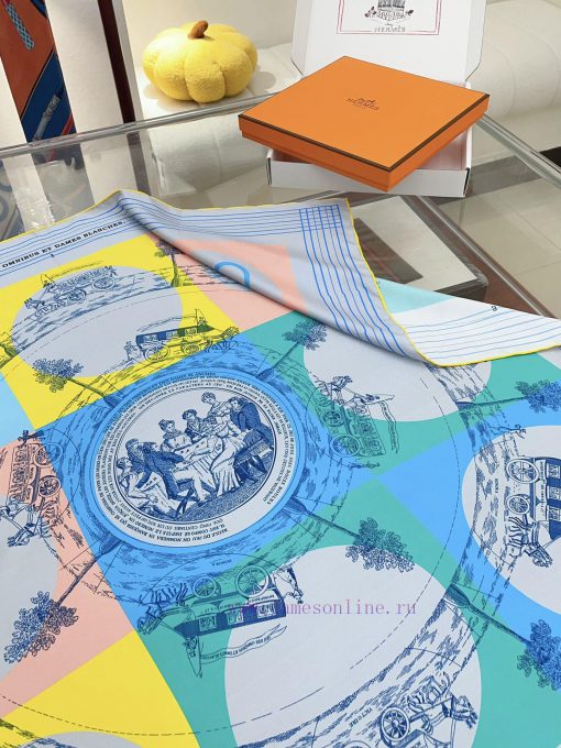 HERMES's new silk scarf looks great and is recommended for both buses and women. It featuresr541xsk1 - Image 6