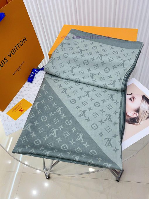 LV's elegant and noble baby like soft touch color blocked LOGO velvet print cleverly uses th6atiw8fj - Image 6