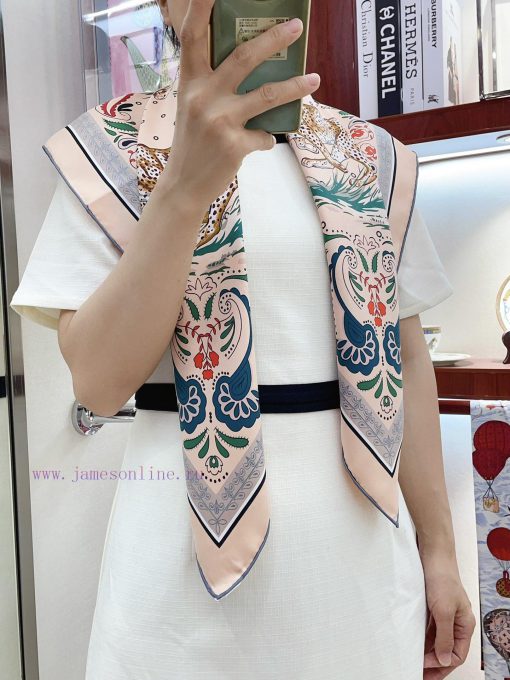 18mm double-sided different color silk scarf Hermes double-sided silk scarf has a new new co6di3lifv
