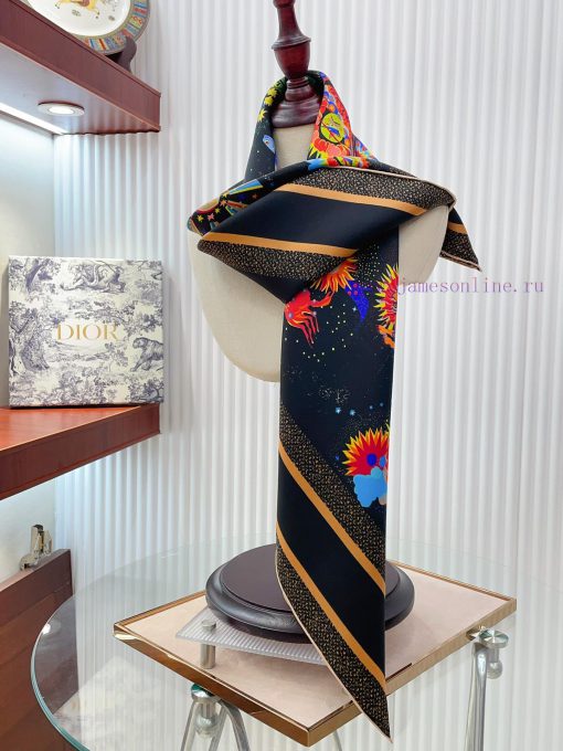 Dior's latest flagship Underwater World 90 silk square scarf, a floral collection that is vemaw6kei9 - Image 9