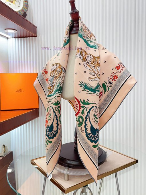18mm double-sided different color silk scarf Hermes double-sided silk scarf has a new new co6di3lifv - Image 10