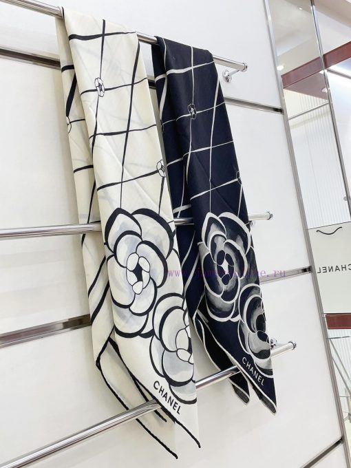 Chanel line color 140 cashmere square scarf is highly recommended by VIPs. You must start qu793uxd6o - Image 4