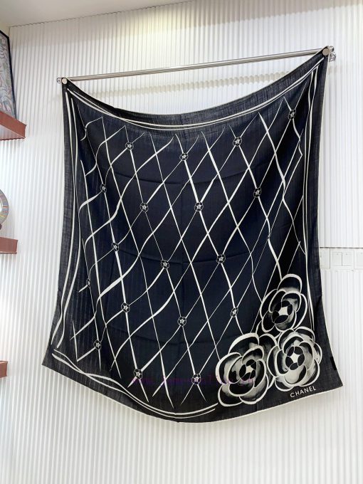 Chanel line color 140 cashmere square scarf is highly recommended by VIPs. You must start qu793uxd6o - Image 6