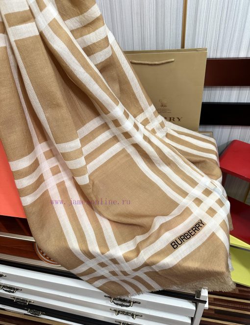 The Burberry 2024 is so beautiful that it's heart wrenching. The genuine beauty of the real qmpqikkf - Image 9