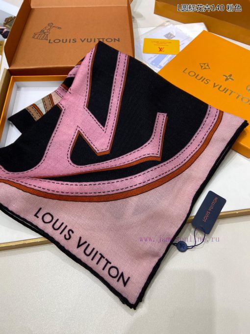 High end customization truly praises the L round label floral 140 cashmere square scarf from5uxvqiez - Image 5