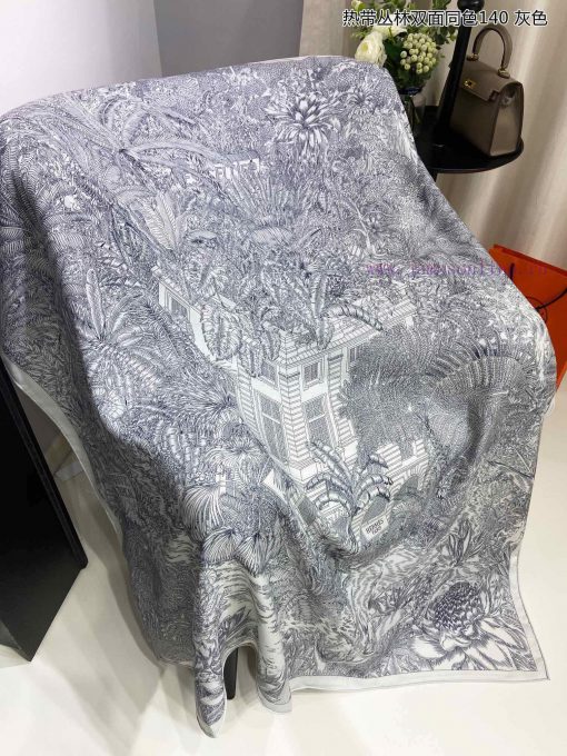 The new cashmere model is said to look good and recommended by Herm è s. The tropical junglemnma03y7 - Image 9