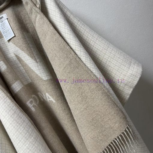 Coat style cape, Fendi dual sided hooded cape, Fendi's new cape, another divine operation duz8nqxm8b - Image 5