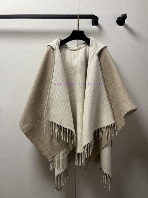 Coat style cape, Fendi dual sided hooded cape, Fendi's new cape, another divine operation duz8nqxm8b - Image 9