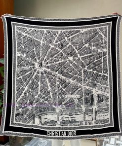 Dior Paris map gold size 110 * 110Color scheme beigeDouble sided contrasting velvet handkerchg5cwp16