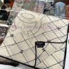 Chanel has launched a new product140 * 140 silk wool table print in black and whiteAnother eo1sk2pmj