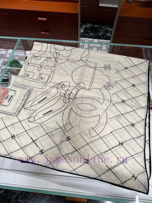 Chanel has launched a new product140 * 140 silk wool table print in black and whiteAnother eo1sk2pmj - Image 3