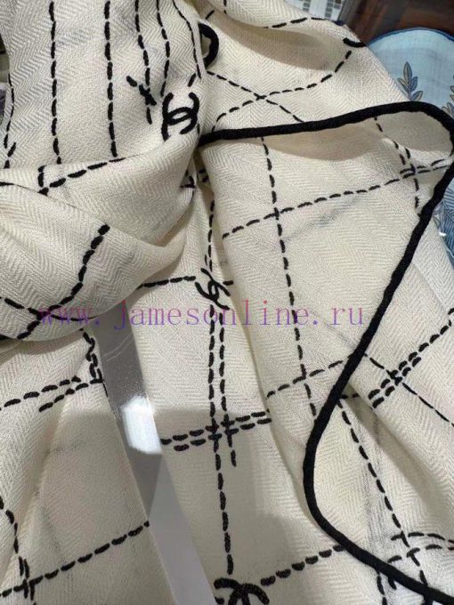 Chanel has launched a new product140 * 140 silk wool table print in black and whiteAnother eo1sk2pmj - Image 6