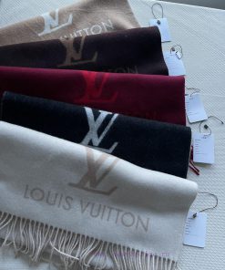 The original pure cashmere shawl, out of stock king is now looking for her all over the worlqjd9y1h8