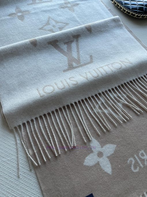 The original pure cashmere shawl, out of stock king is now looking for her all over the worlqjd9y1h8 - Image 4