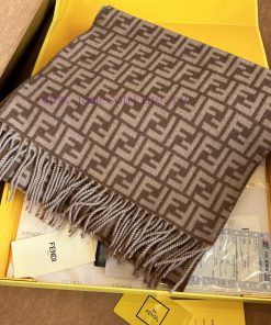 New gourmet Fendi, the hottest scarf in this year, is being snapped up all over the world. Idox1zege