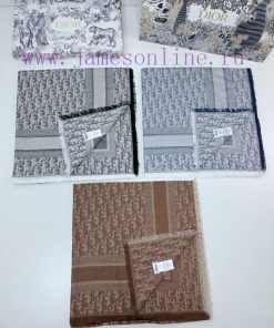 The actual product was stunning with Dior's newly released Cannage jacquard shawl for autumn7ccab5ct