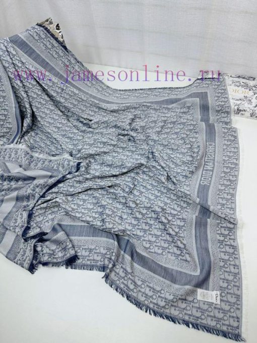 The actual product was stunning with Dior's newly released Cannage jacquard shawl for autumn7ccab5ct - Image 9