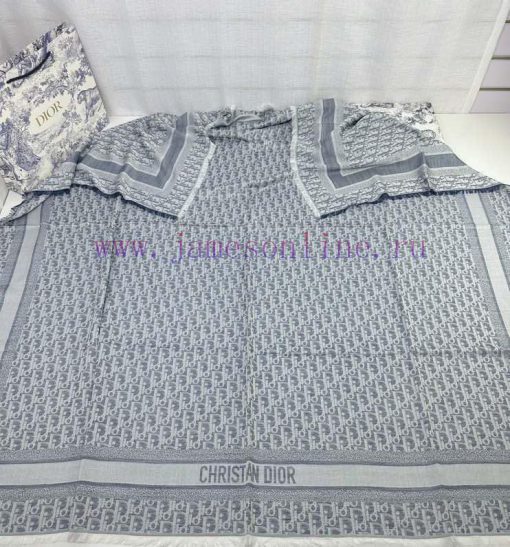 The actual product was stunning with Dior's newly released Cannage jacquard shawl for autumn7ccab5ct - Image 10
