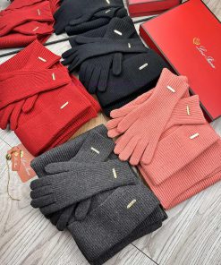 LP wool quality is very soft and elastic, suitable for both adults and children. The three p9qp5w75t