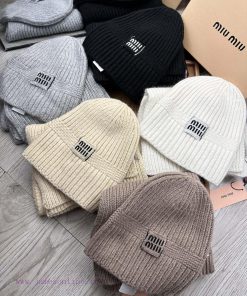 Miu Miu wool set hat classic set hat scarf warm and super comfortable~Winter girl's anti-agia5igvnfu