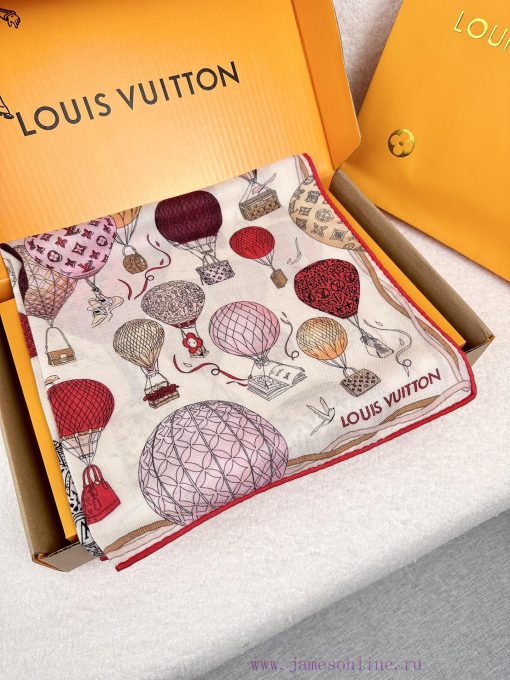 The Story of L Family Rose: Liu Yifei's Same Style LV Hot Air Balloon Square Towel is Reallyjhln45zj - Image 6