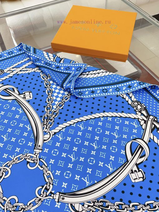 The new LV silk product with a large flower logo is a 90 inch silk square scarf. The Rising 49uhpy92 - Image 5