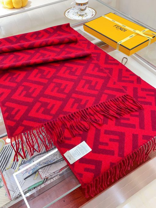 High quality red is the most effective way to create a sense of luxury. This year's most popzdshbyf1 - Image 7