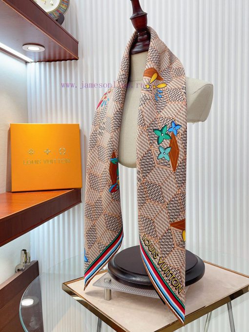 This LV reinterprets the classic Damier pattern of the brand, making the creative sparks of 2760gpds - Image 8