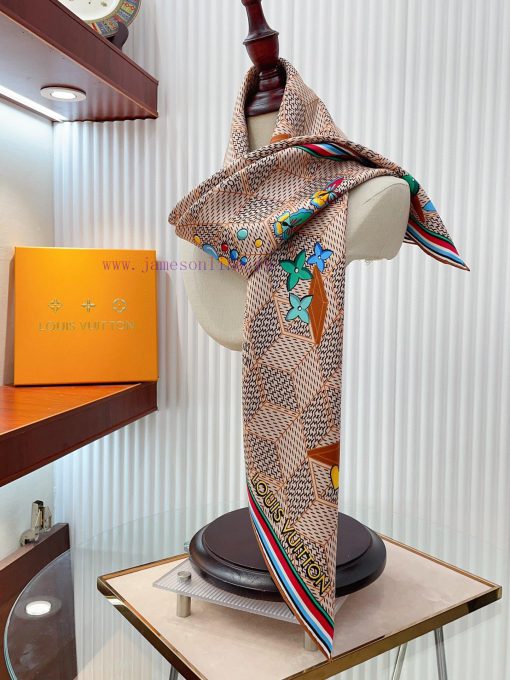 This LV reinterprets the classic Damier pattern of the brand, making the creative sparks of 2760gpds - Image 9